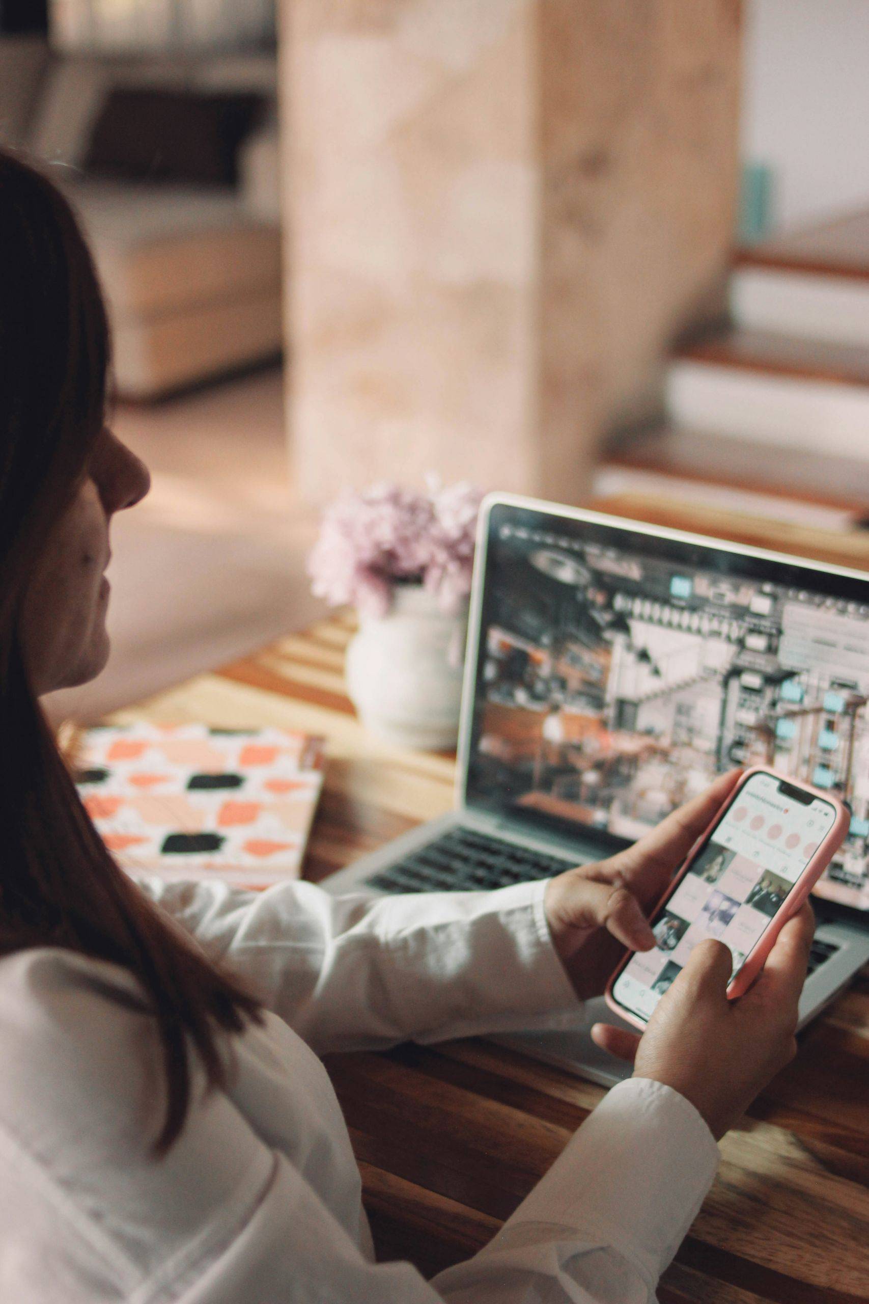 Communication Locale & Digitale pour Prothésistes Ongulaires